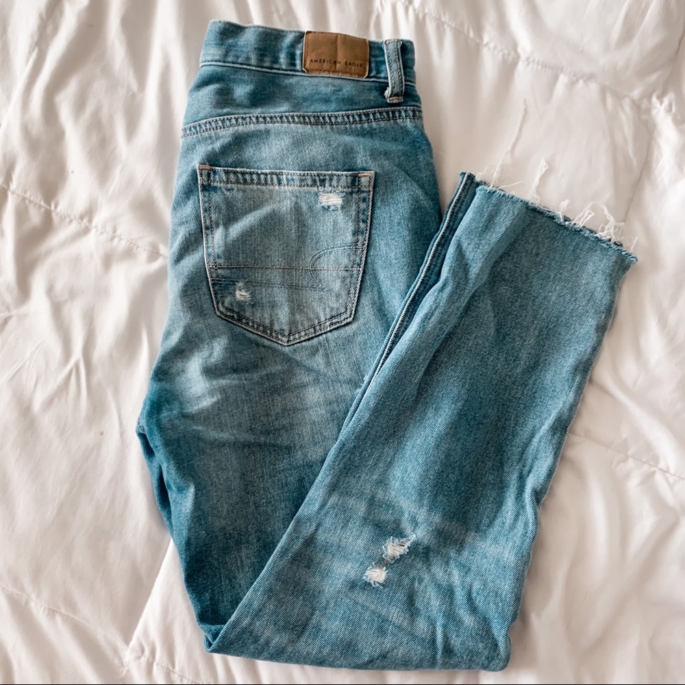 American Eagle Mom Jeans